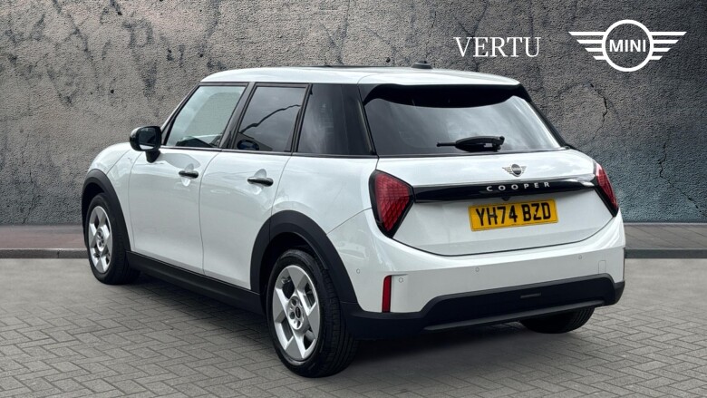 MINI Cooper 1.5 C Classic [Level 2] 5dr Auto Petrol Hatchback